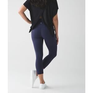 Lululemon Align Crop (19") Size 4 Nulu True Navy EUC